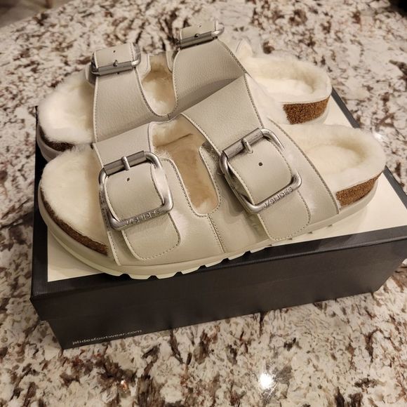 J/SLIDES Shoes - New J/SLIDES Lynx Genuine Fur Leather Sandals 9